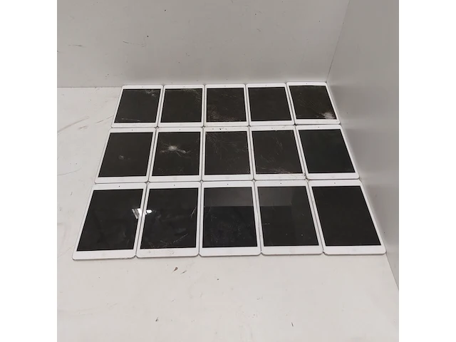 Ca.15x ipad apple, a1432, wit - afbeelding 1 van  13