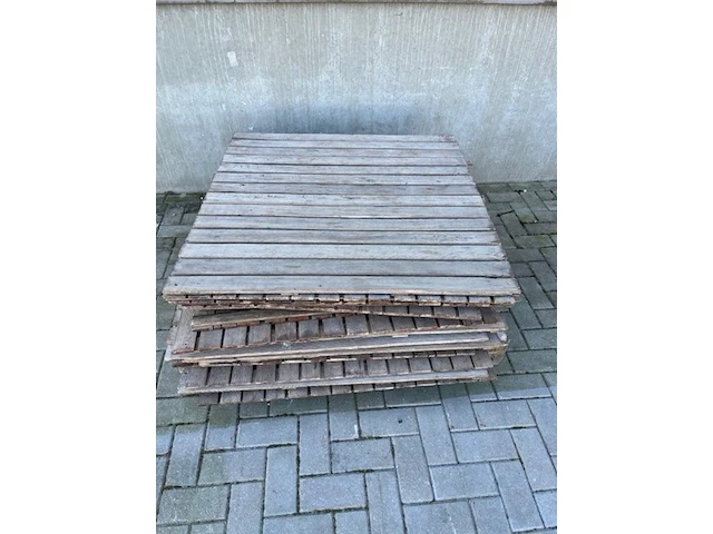 Ca.19x houten vlonders, bruin - afbeelding 1 van  5