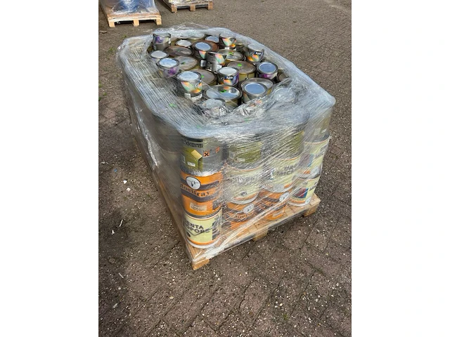 Ca.250x terpetine gedragen aflakken oa sikkens,flexa, doelfray - afbeelding 2 van  3