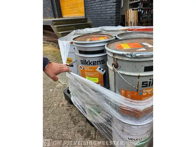 Ca.25x verf, cetol, aqua primer en roestwerende metaallak ca. 350l oa sikkens, veveo, sigma, diverse kleuren - afbeelding 1 van  10