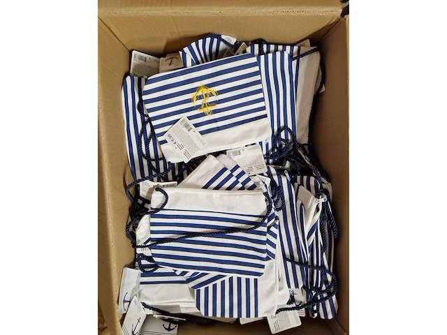 Ca.260x matrozen tasjes boland - afbeelding 1 van  3