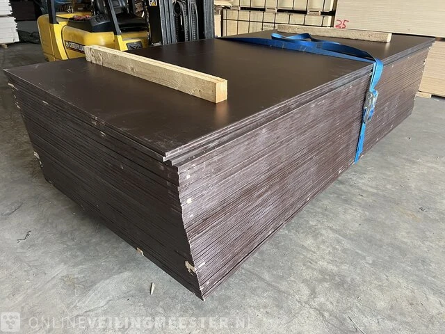 Ca.32x betonplex glad, 2024 - afbeelding 2 van  3