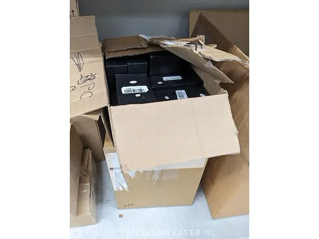 Ca.45x rf zender detector, 2022 - afbeelding 1 van  4