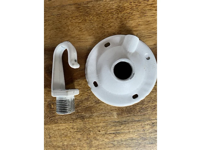 Ca.475x aluminium plafond haken, no 97057/30, wit, nieuw - afbeelding 5 van  10