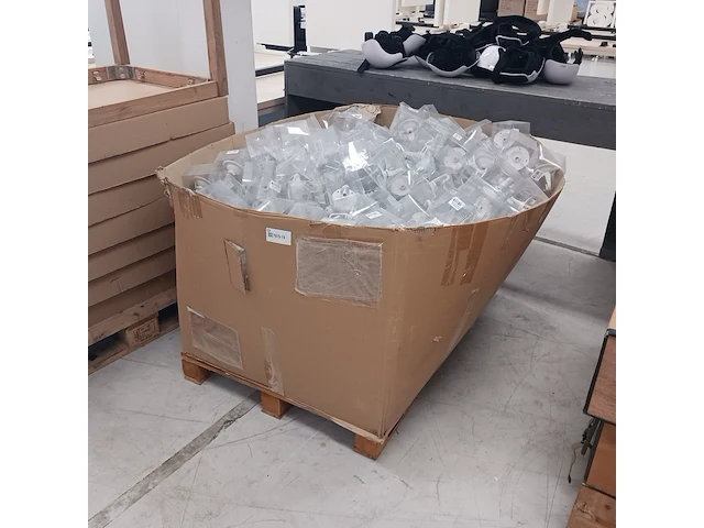 Ca.475x aluminium plafond haken, no 97057/30, wit, nieuw - afbeelding 8 van  10