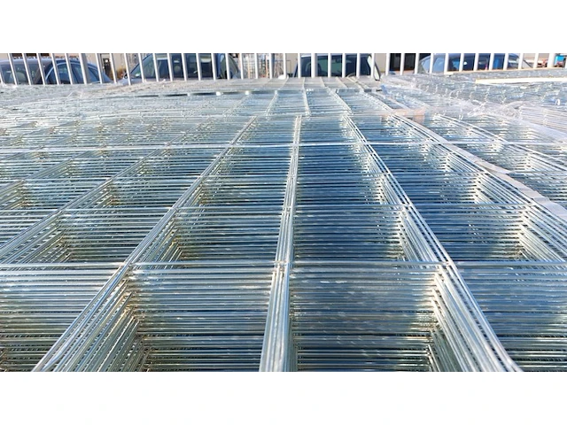 Ca.6400x draadstaalmat gegalvaniseerd, dynamic way, 2103x1203mm, maaswijdte 15x15cm - afbeelding 10 van  12
