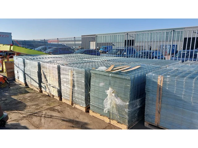 Ca.6400x draadstaalmat gegalvaniseerd, dynamic way, 2103x1203mm, maaswijdte 15x15cm - afbeelding 8 van  12