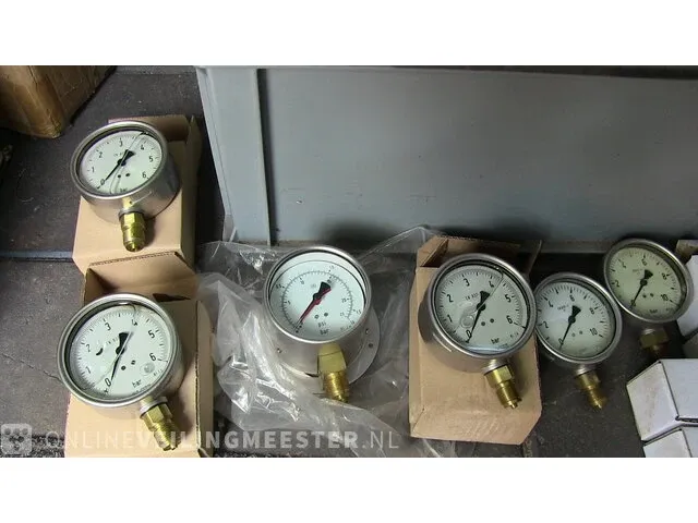 Ca.70x rvs manometers, messing aansluitingen, diverse formaten en meetbereiken manfred junnemann, diversen, rvs-messing - afbeelding 5 van  6