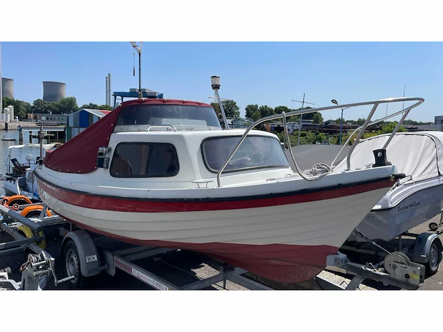 Cabin boat 40 hp mercury open deck consoleboot en visboot - afbeelding 1 van  10