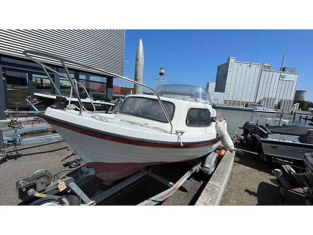 Cabin boat 40 hp mercury open deck consoleboot en visboot - afbeelding 3 van  10