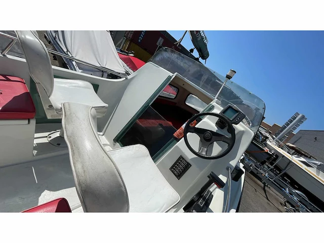 Cabin boat 40 hp mercury open deck consoleboot en visboot - afbeelding 8 van  10