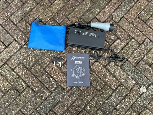 Cabine veegmachine, zelfrijdend - afbeelding 17 van  28