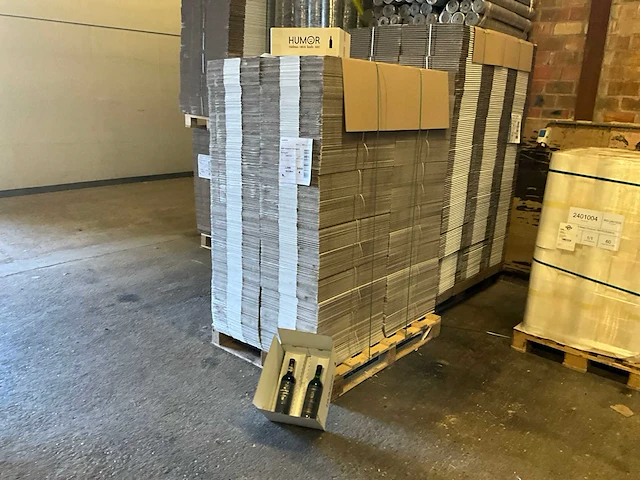 Cadeau-/wijnverzenddoos (circa. 3500 stuks) - afbeelding 2 van  5