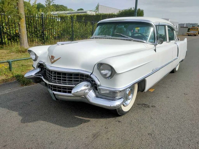 Cadillac - 1955 - de ville sedan - v8 5,4 liter - belgie - afbeelding 1 van  28