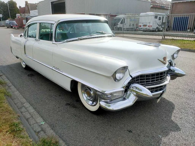 Cadillac - 1955 - de ville sedan - v8 5,4 liter - belgie - afbeelding 25 van  28