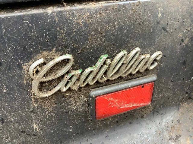 Cadillac - 1990 - fleetwood - personenauto - afbeelding 15 van  22