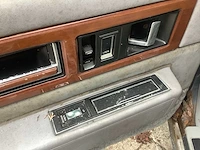 Cadillac - 1990 - fleetwood - personenauto - afbeelding 20 van  22