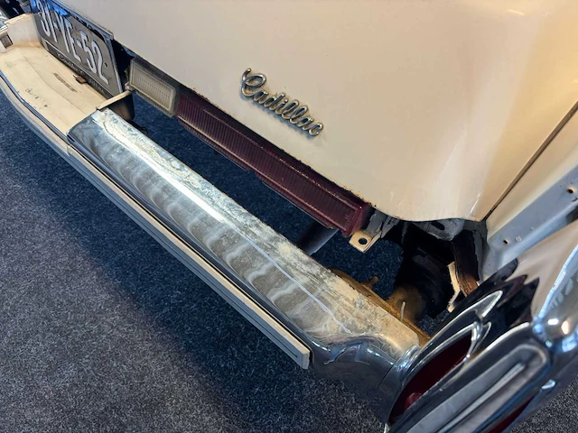 Cadillac - coupé de ville - oldtimer - afbeelding 14 van  15