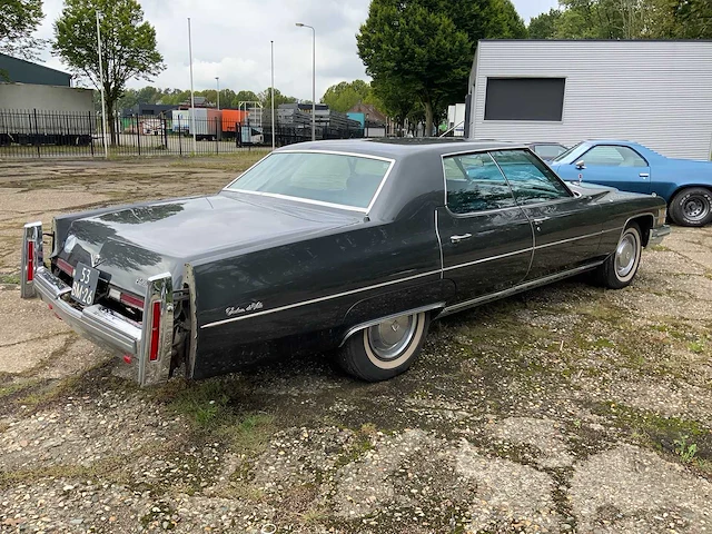 Cadillac - de ville - 6 cd 69 sedan - oldtimer - 1974 - afbeelding 3 van  36