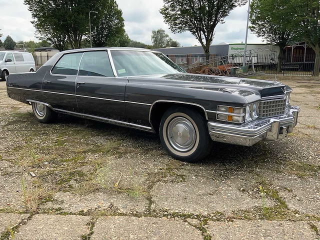 Cadillac - de ville - 6 cd 69 sedan - oldtimer - 1974 - afbeelding 4 van  36