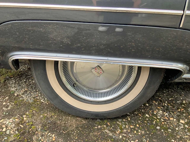 Cadillac - de ville - 6 cd 69 sedan - oldtimer - 1974 - afbeelding 30 van  36