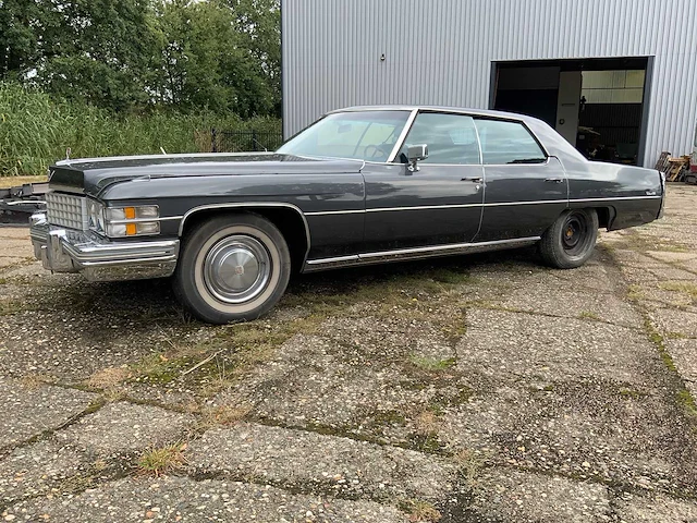 Cadillac - de ville - 6 cd 69 sedan - oldtimer - 1974 - afbeelding 32 van  36