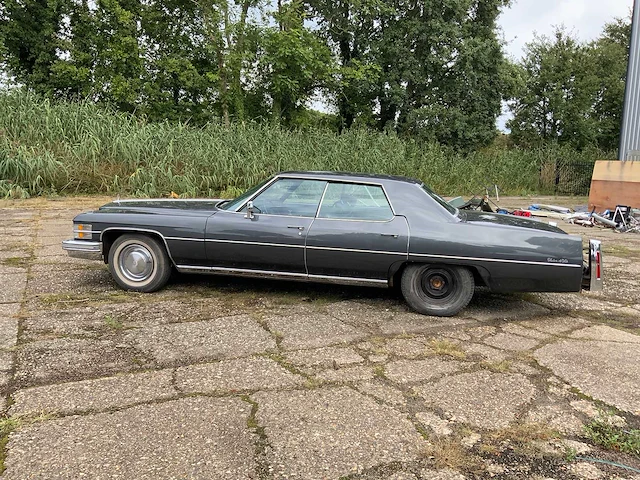 Cadillac - de ville - 6 cd 69 sedan - oldtimer - 1974 - afbeelding 33 van  36