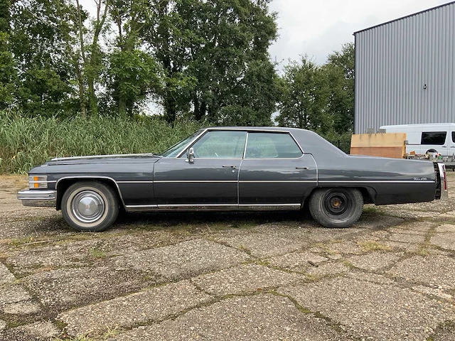 Cadillac - de ville - 6 cd 69 sedan - oldtimer - 1974 - afbeelding 35 van  36