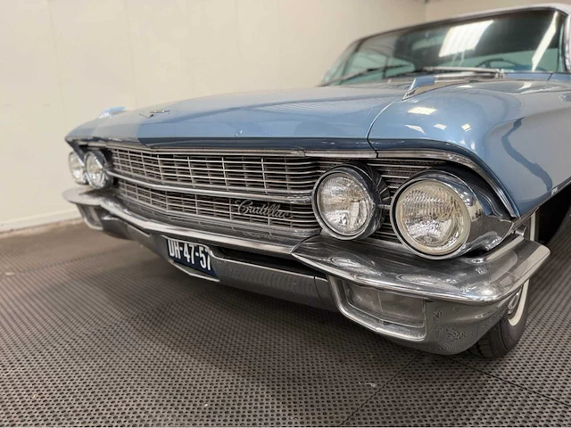 Cadillac - sedan de ville - v8 - oldtimer - 1962 - afbeelding 13 van  39