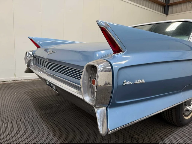 Cadillac - sedan de ville - v8 - oldtimer - 1962 - afbeelding 14 van  39