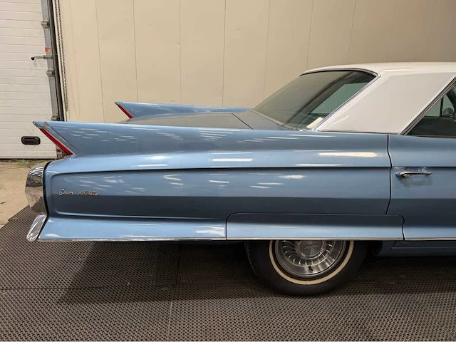 Cadillac - sedan de ville - v8 - oldtimer - 1962 - afbeelding 15 van  39