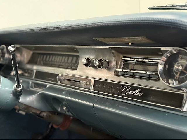 Cadillac - sedan de ville - v8 - oldtimer - 1962 - afbeelding 19 van  39