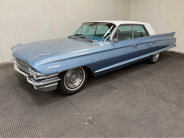 Cadillac - sedan de ville - v8 - oldtimer - 1962 - afbeelding 1 van  39