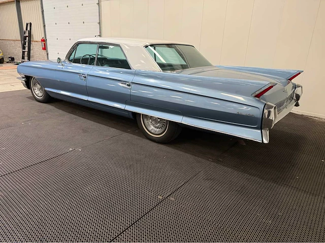 Cadillac - sedan de ville - v8 - oldtimer - 1962 - afbeelding 8 van  39