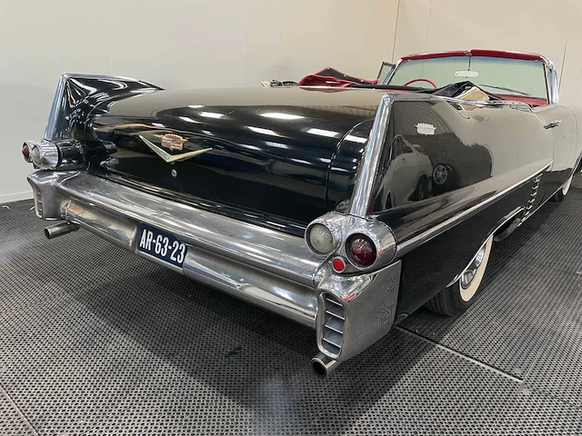 Cadillac - series 62 convertible - oldtimer - 1957 - afbeelding 10 van  39