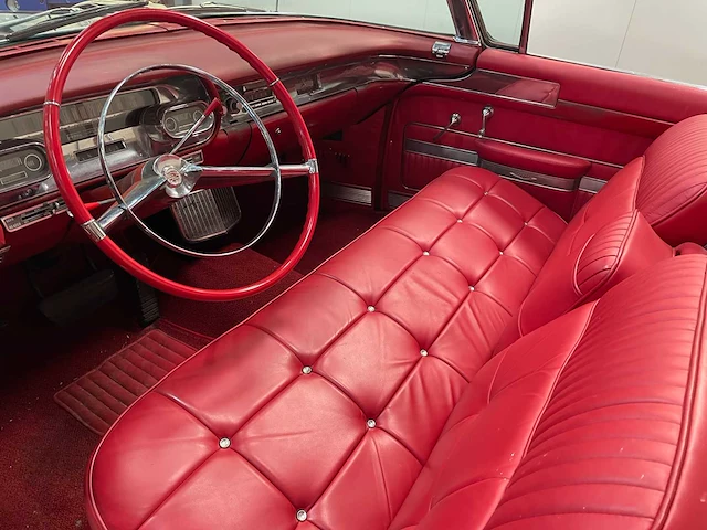 Cadillac - series 62 convertible - oldtimer - 1957 - afbeelding 15 van  39