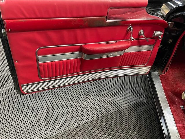 Cadillac - series 62 convertible - oldtimer - 1957 - afbeelding 22 van  39