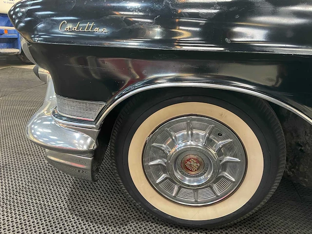 Cadillac - series 62 convertible - oldtimer - 1957 - afbeelding 26 van  39