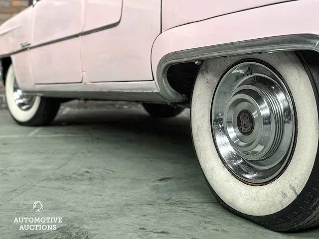 Cadillac classic series 62 v8 230pk 1955 oldtimer - afbeelding 14 van  39