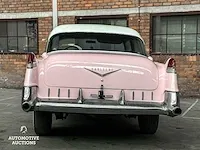 Cadillac classic series 62 v8 230pk 1955 oldtimer - afbeelding 16 van  39