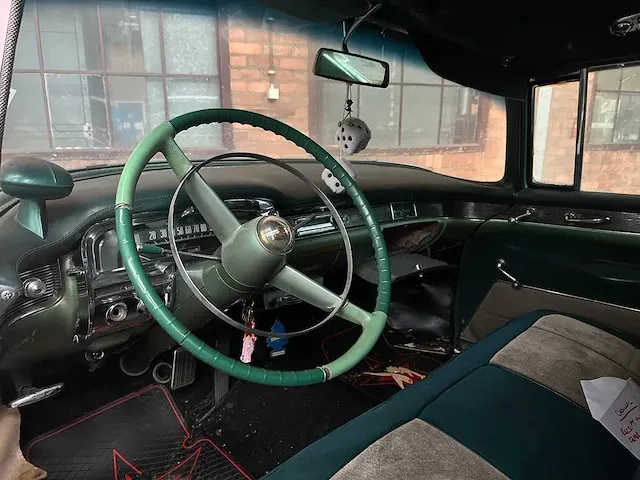 Cadillac classic series 62 v8 230pk 1955 oldtimer - afbeelding 17 van  39
