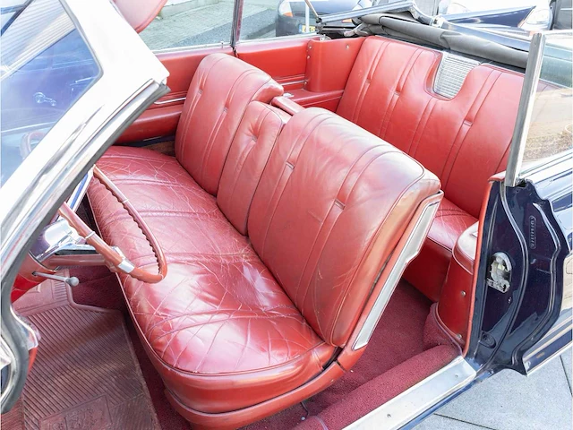 Cadillac coupe de ville cabriolet automaat 1962 oldtimer - afbeelding 17 van  46