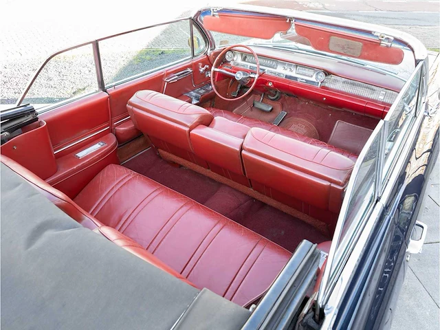 Cadillac coupe de ville cabriolet automaat 1962 oldtimer - afbeelding 24 van  46