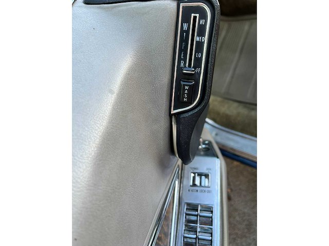 Cadillac coupe deville, automaat, dh-17-97 - afbeelding 18 van  38