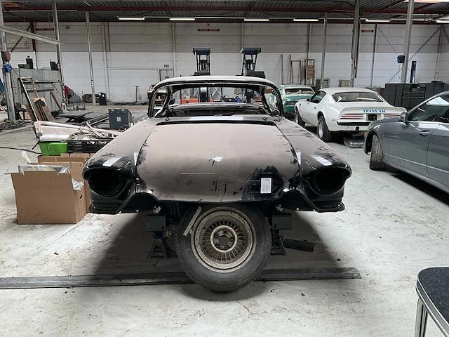 Cadillac eldorado 1957 carrosserie - afbeelding 15 van  15