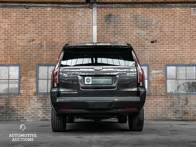 Cadillac escalade esv premium xl 6.2 v8 426pk 8-persoons 2016 (origineel nederlands), ht-450-p - afbeelding 18 van  85