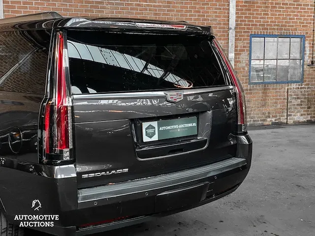 Cadillac escalade esv premium xl 6.2 v8 426pk 8-persoons 2016 (origineel nederlands), ht-450-p - afbeelding 22 van  85