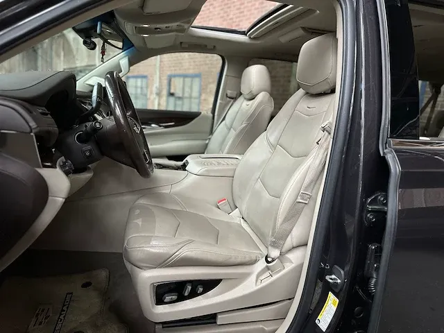 Cadillac escalade esv premium xl 6.2 v8 426pk 8-persoons 2016 (origineel nederlands), ht-450-p - afbeelding 57 van  85
