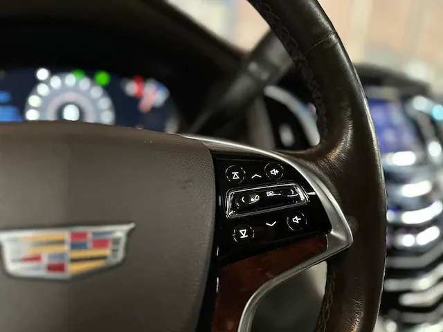 Cadillac escalade esv premium xl 6.2 v8 426pk 8-persoons 2016 (origineel nederlands), ht-450-p - afbeelding 36 van  85