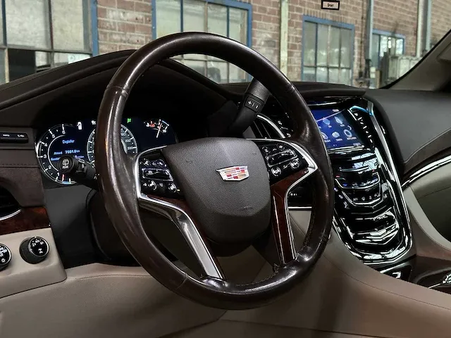 Cadillac escalade esv premium xl 6.2 v8 426pk 8-persoons 2016 (origineel nederlands), ht-450-p - afbeelding 16 van  73